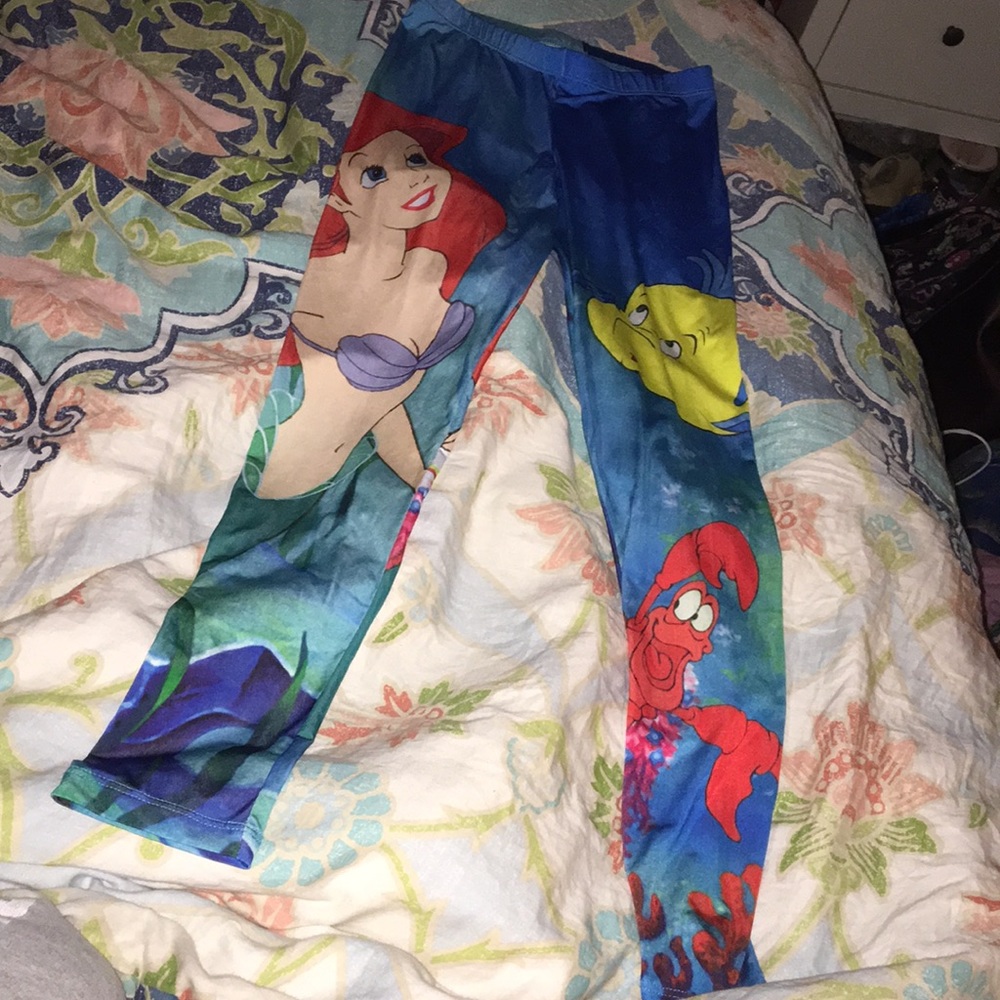 Disney Little Mermaid Leggings size medium